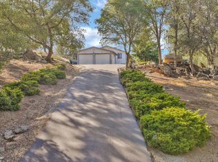 1048 Feather Ct, Copperopolis, CA 95228