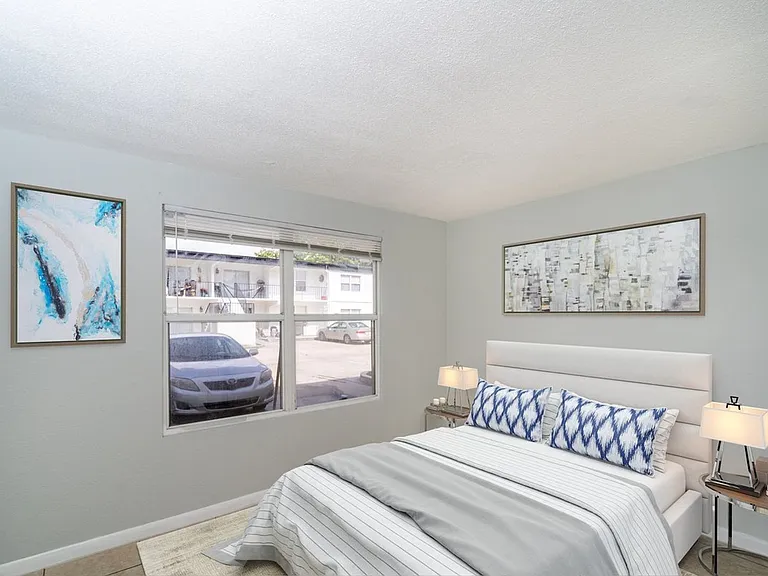 608 Ixoria Ave #A1 — Photo 5