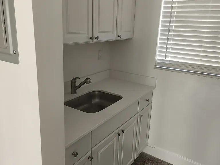 3070 SW 27th Ln #6 — Photo 10