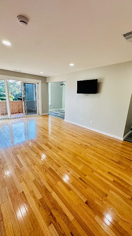 1 BHK condo available immediately for rent — Photo 3