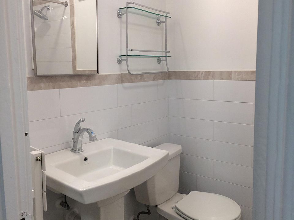 All new remodeled bathroom