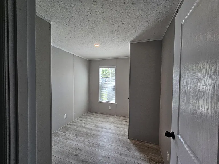 1267 Avenue A — Photo 14