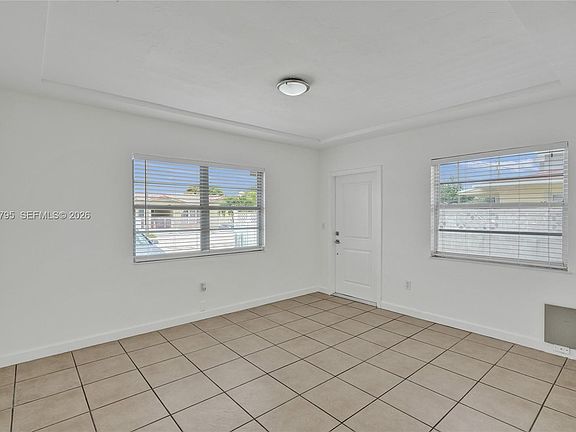 4th image of 2920 SW 3rd St Unit 2920