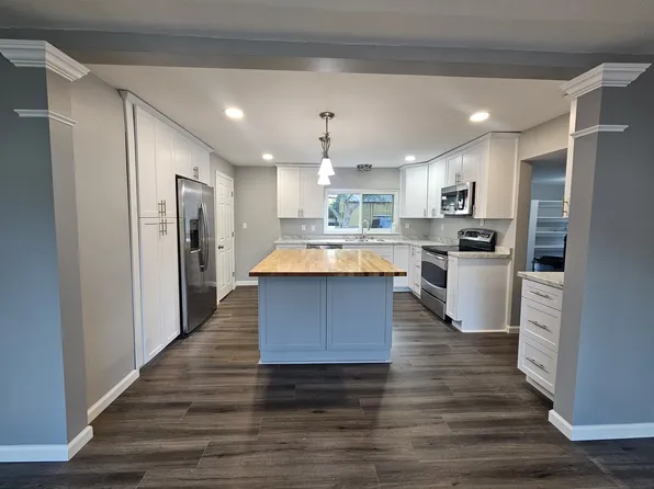 3760 W Oregon Rd, Lapeer, MI 48446