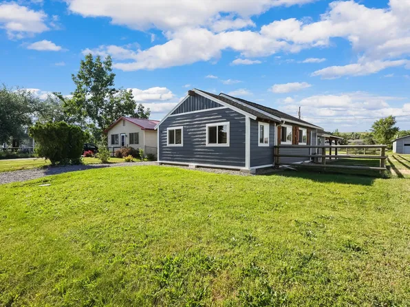 207 8th Ave W, Polson, MT 59860
