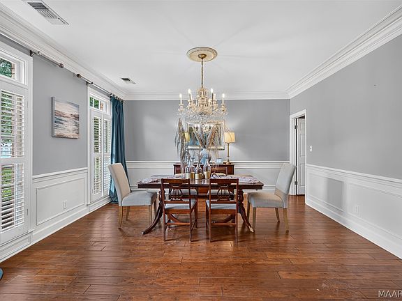 5th image of 3748 Everest Dr