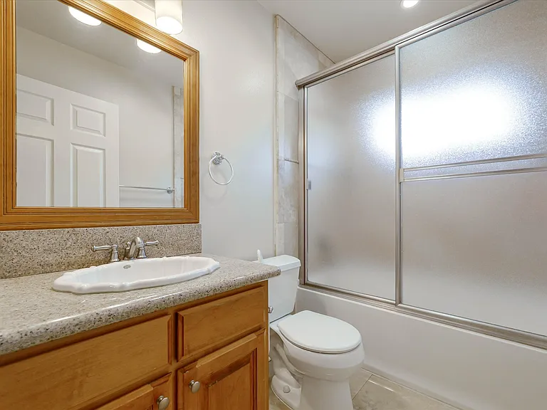 3424 Bellevue Ave — Photo 23