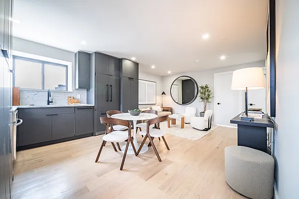 Rented by Platinum Properties | media 5