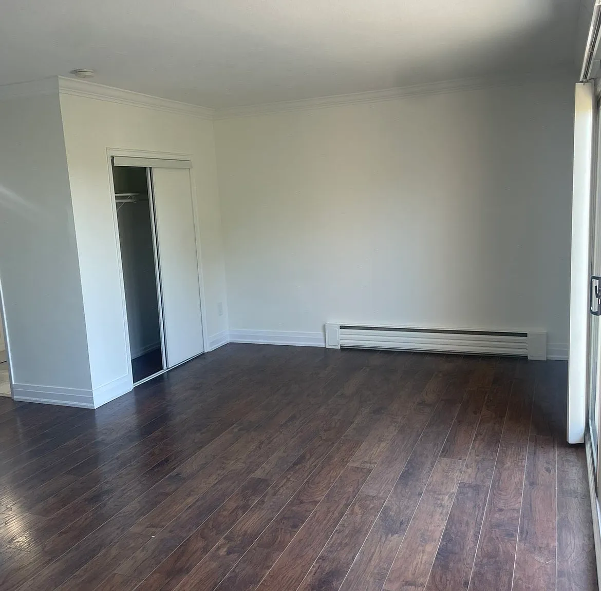 Studio, 705 sqft, $1,988 — Photo 4