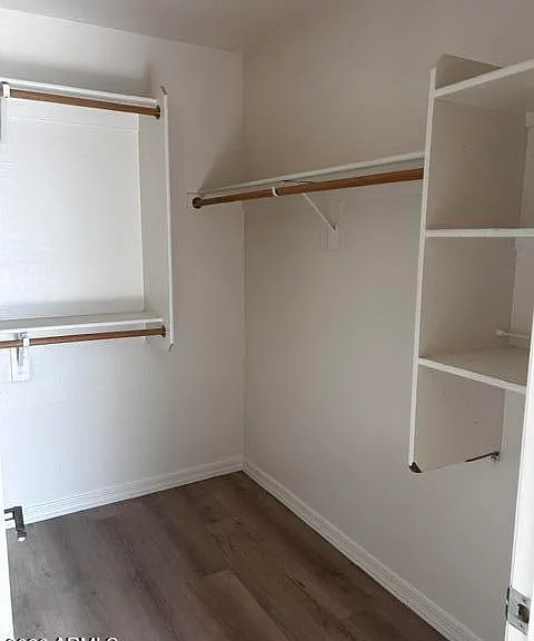 1731 E Elgin St — Photo 20