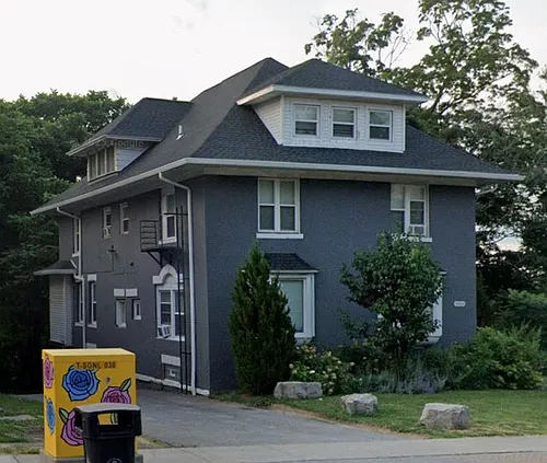 1006 Lake Ave Photo 1