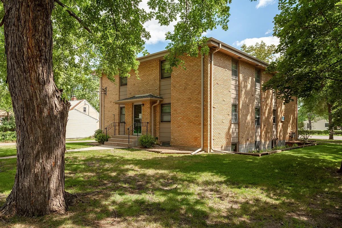 Building Photo - 9106 Nicollet