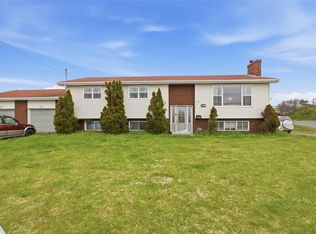 1190 Topsail Rd, Mount Pearl, NL A1N5E8