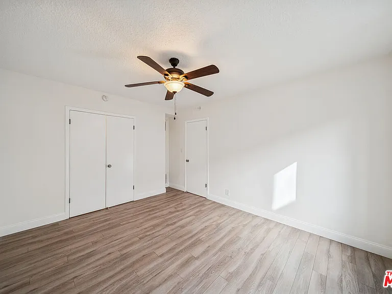 1215 N Hayworth Ave #104 — Photo 10