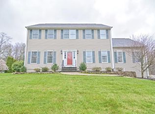 20 Old Quarry Rd, Wrentham, MA 02093