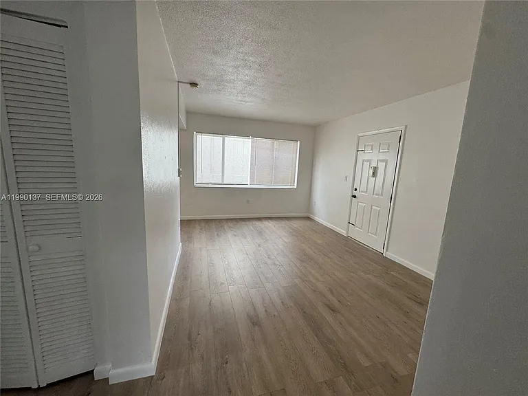 4080 SW 2nd Ter #6 — Photo 6