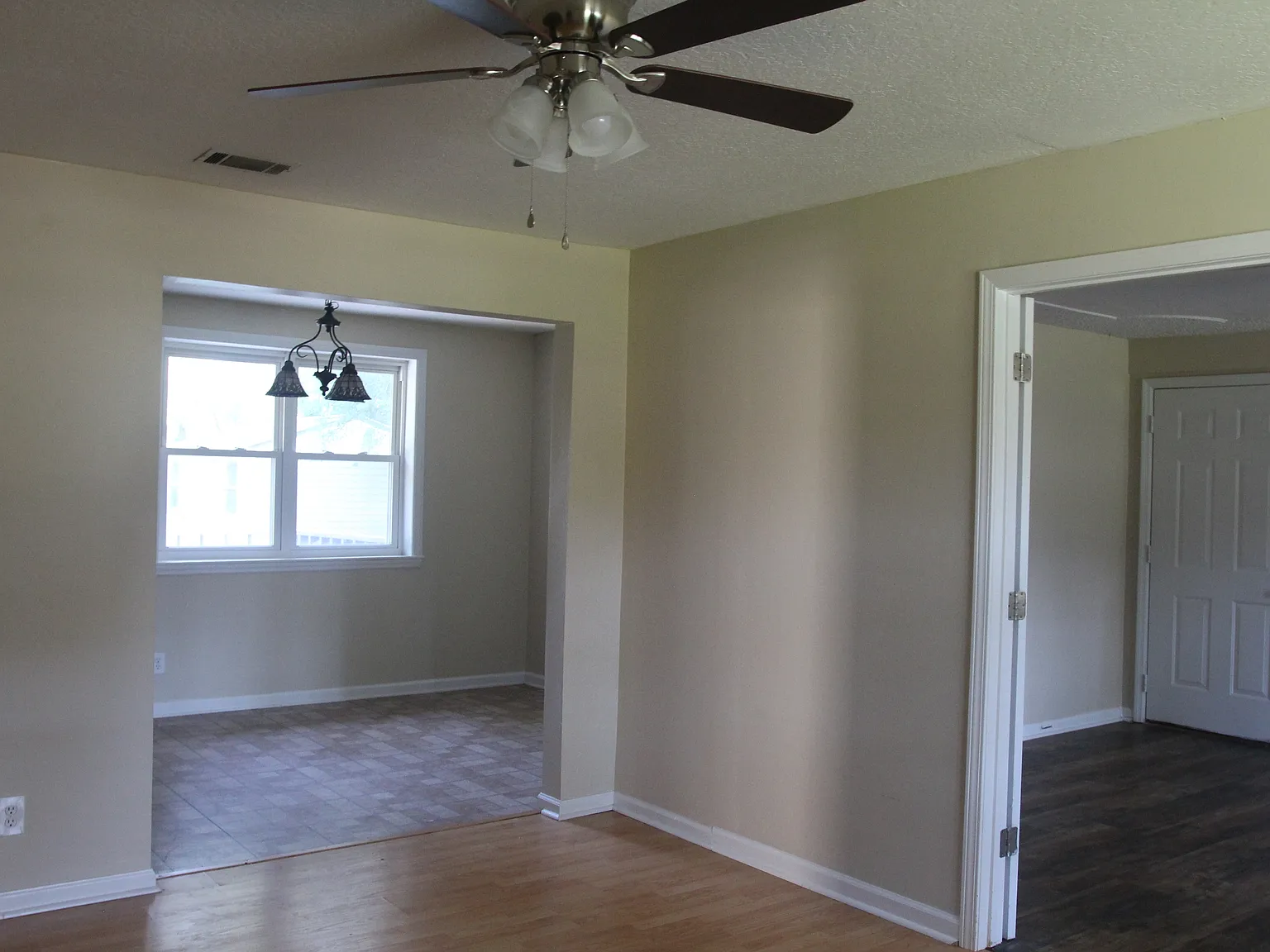 Gary Avenue 1305 - 1 — Photo 2