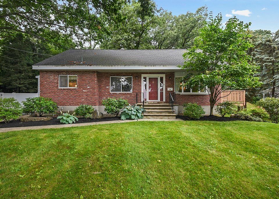 500 Lake Ave, Worcester, MA 01604 Zillow