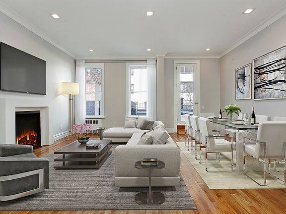 3rd image of 23 E 81st St APT 9