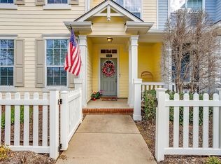 6144 Crescent St, North Richland Hills, TX 76180