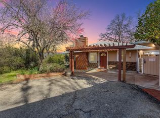 50 Canyon Dr, Ukiah, CA 95482