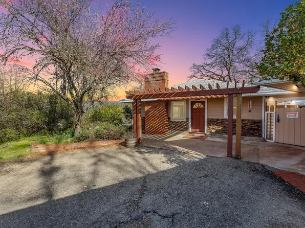 50 Canyon Drive, Ukiah, CA 95482