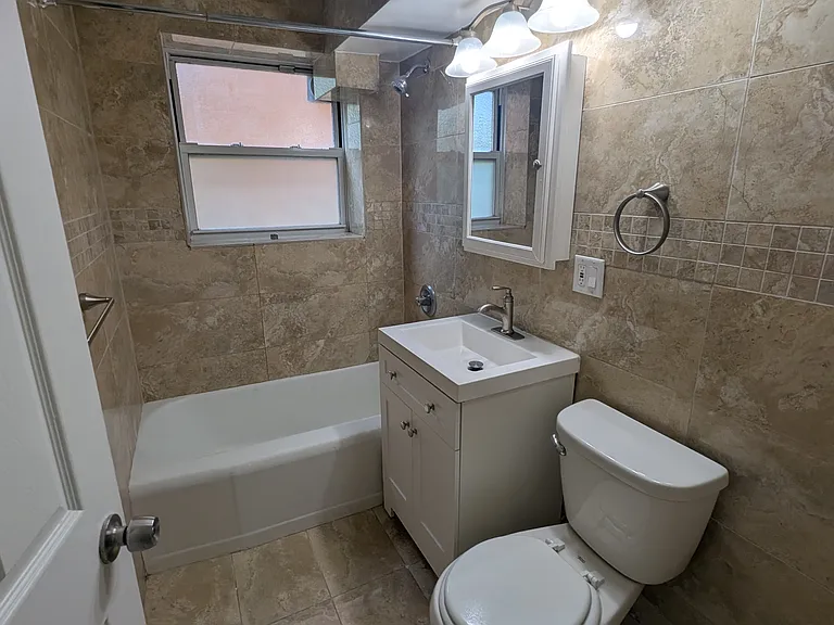 6123 N Damen Ave #1A — Photo 7