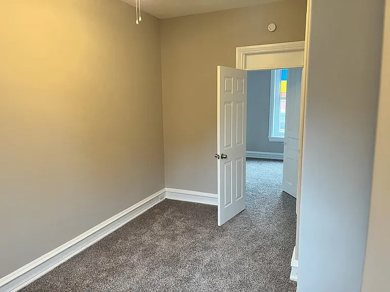 905 W Norwegian St — Photo 14