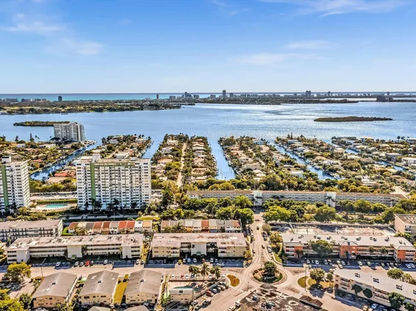 11930 NE 19th Drive #9, North Miami, FL 33181