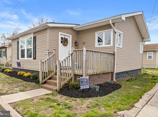 34 Grant St, Pennsville, NJ 08070