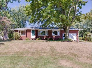 1169 Woodland St SW, Hartville, OH 44632