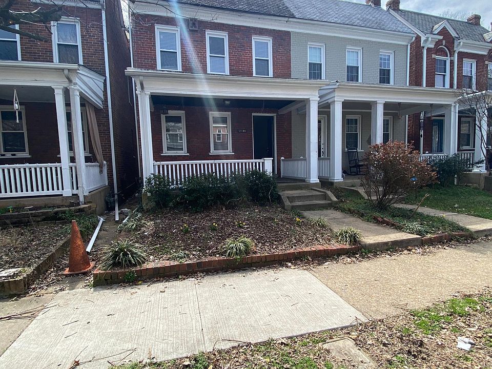 1st image of 2911 Grayland Ave