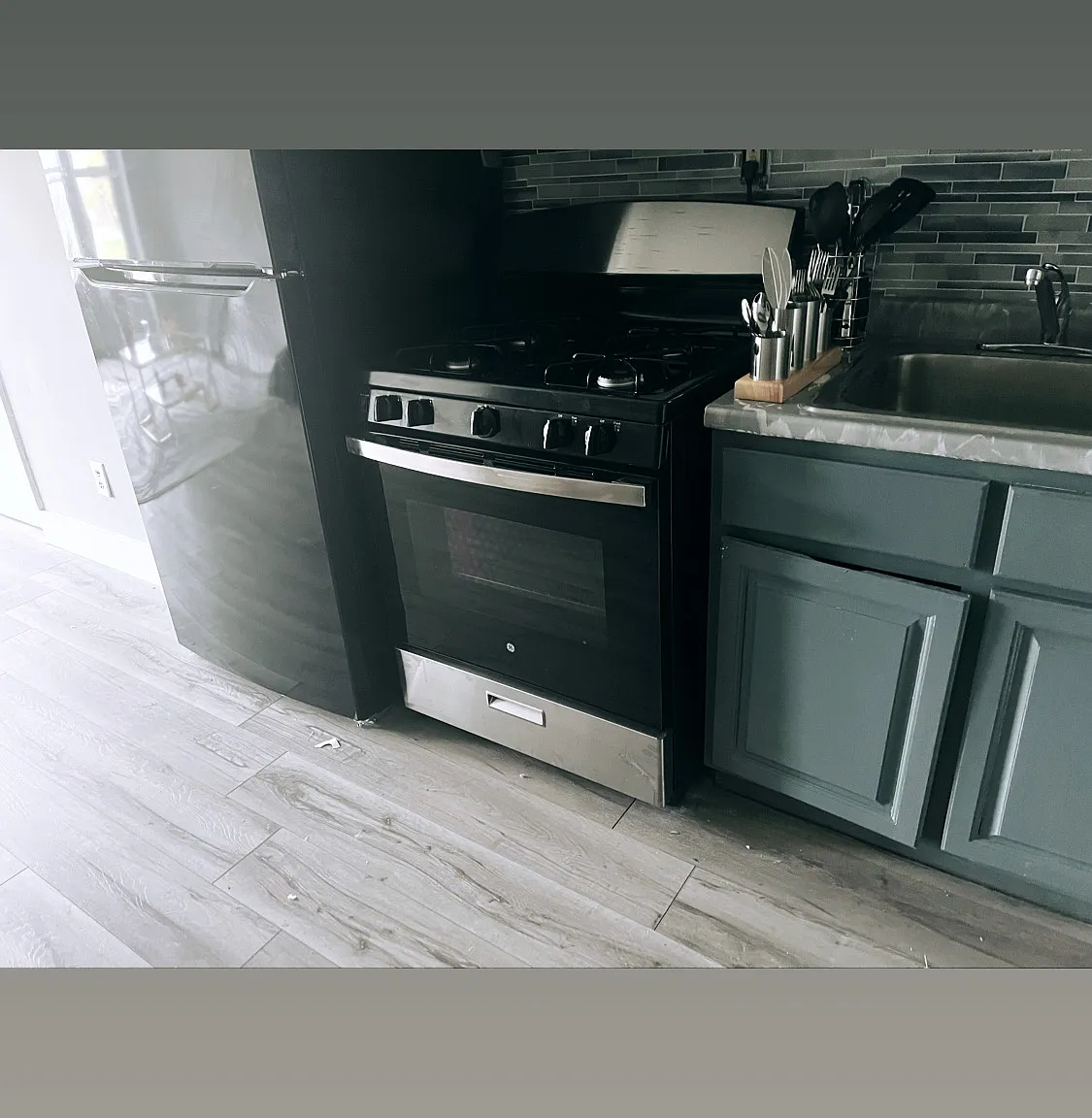 2 bed, 800 sqft, $1,000 — Photo 2