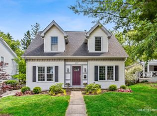 407 Hillside Ave, Glen Ellyn, IL 60137