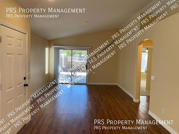 2nd image of 4616 W Laredo St