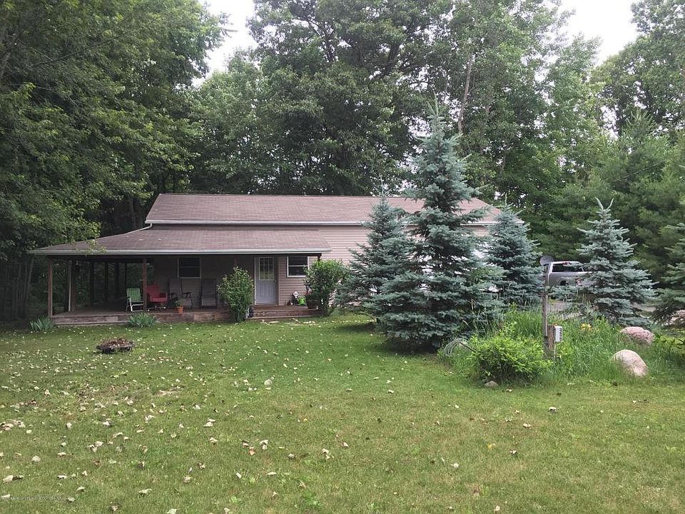 1st image of 952 Merry Ln