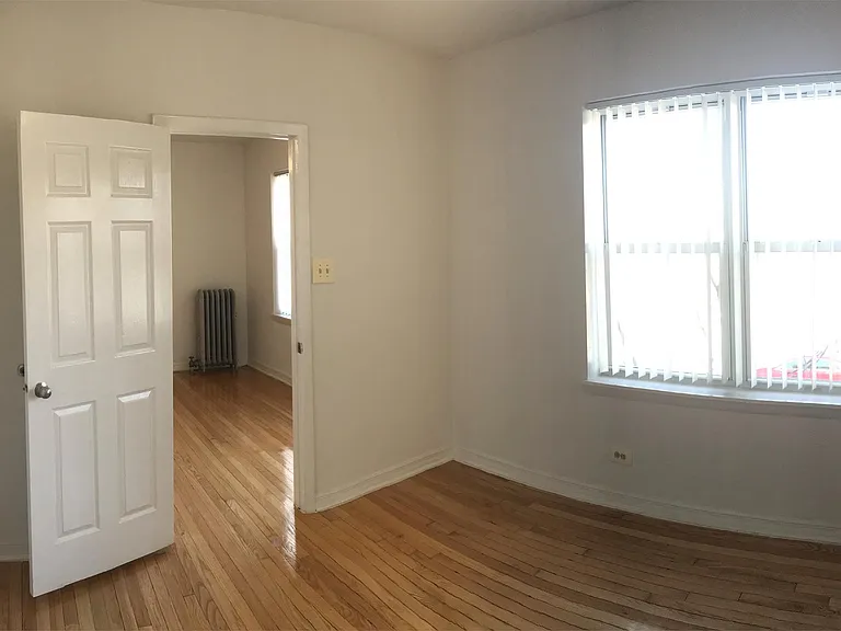 519 E 71st St #209 — Photo 2