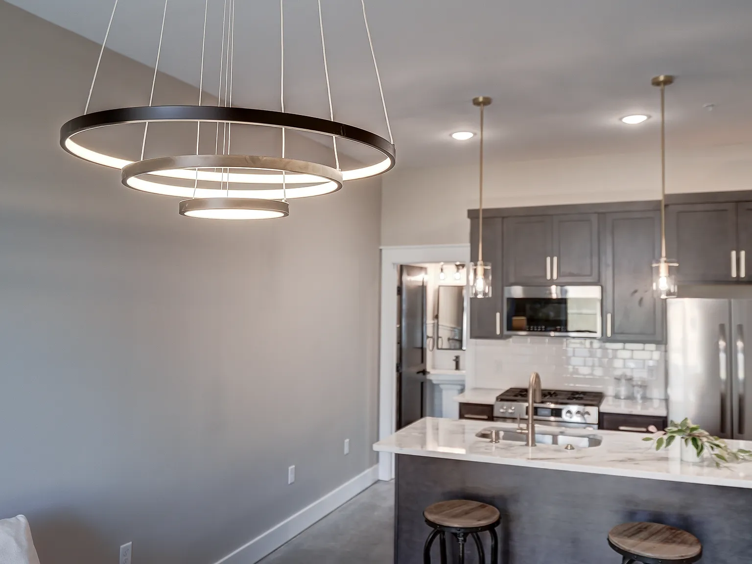 1 bed, 650 sqft, $1,600 — Photo 4