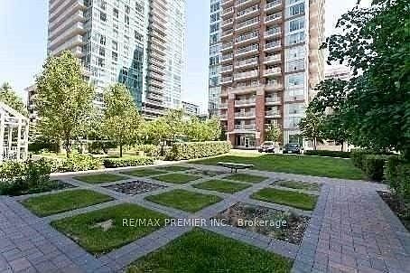 2nd image of 100 Western Battery Rd #1009