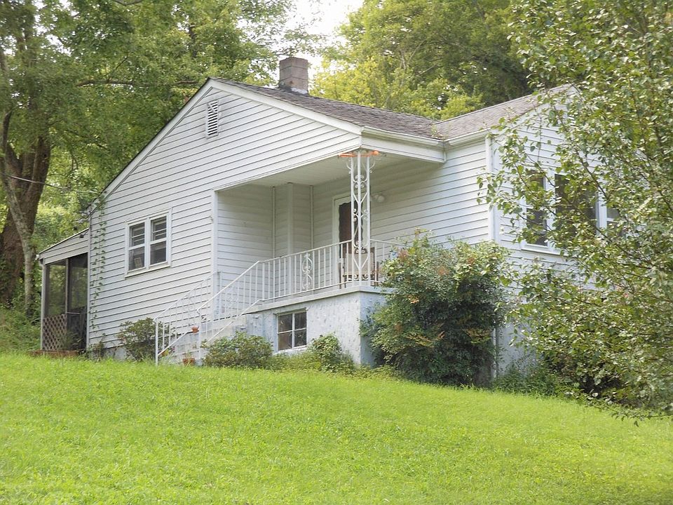 2nd image of 327 Isbill Rd