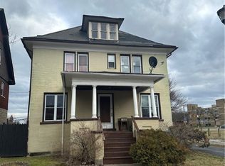 2 Algonquin Ter, Rochester, NY 14611