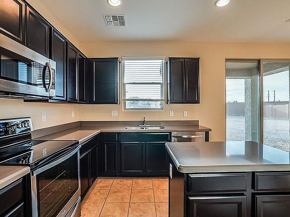 5th image of 21473 N Davis Way