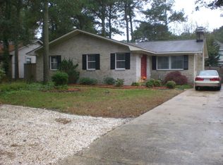 2217 Sandalwood Rd, Virginia Beach, VA 23451