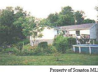 Turnpike Rd, La Plume, PA 18440