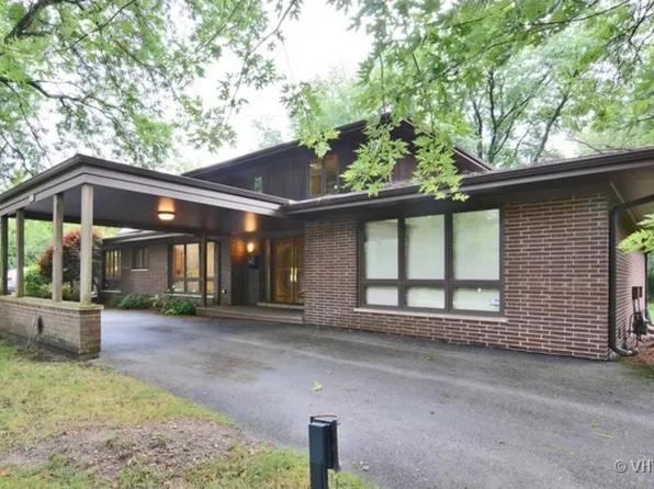 42 Graymoor Ln, Olympia Fields, IL 60461