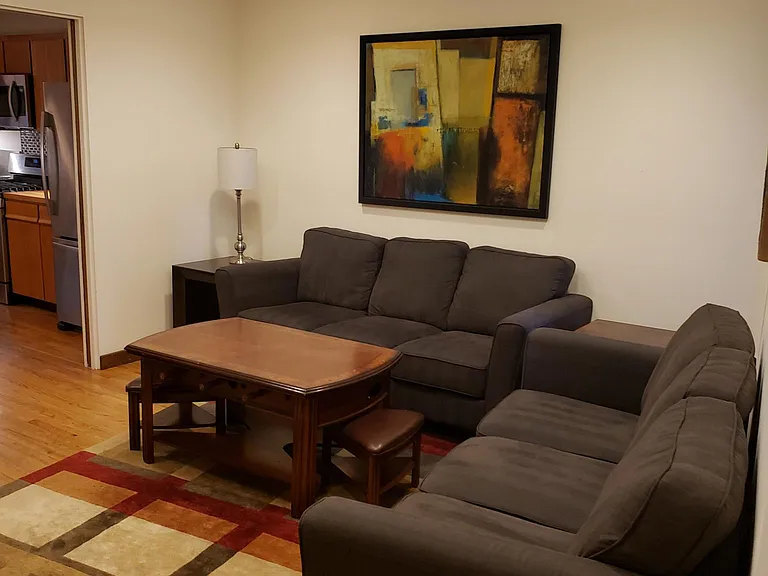 4808 E Mercer Way — Photo 5