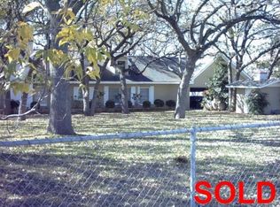 100 Lasso Loop, Burnet, TX 78611