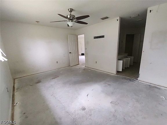 3rd image of 3125 74th St W