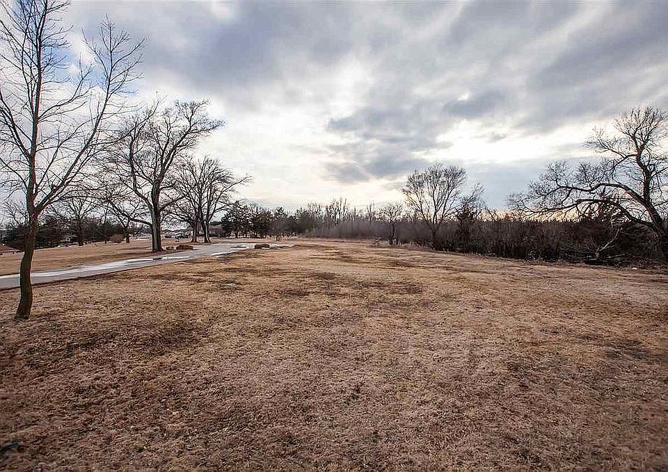 2nd image of McFarland Rd