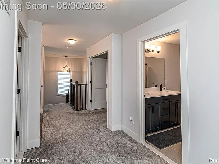375 Amelia Cir — Photo 52